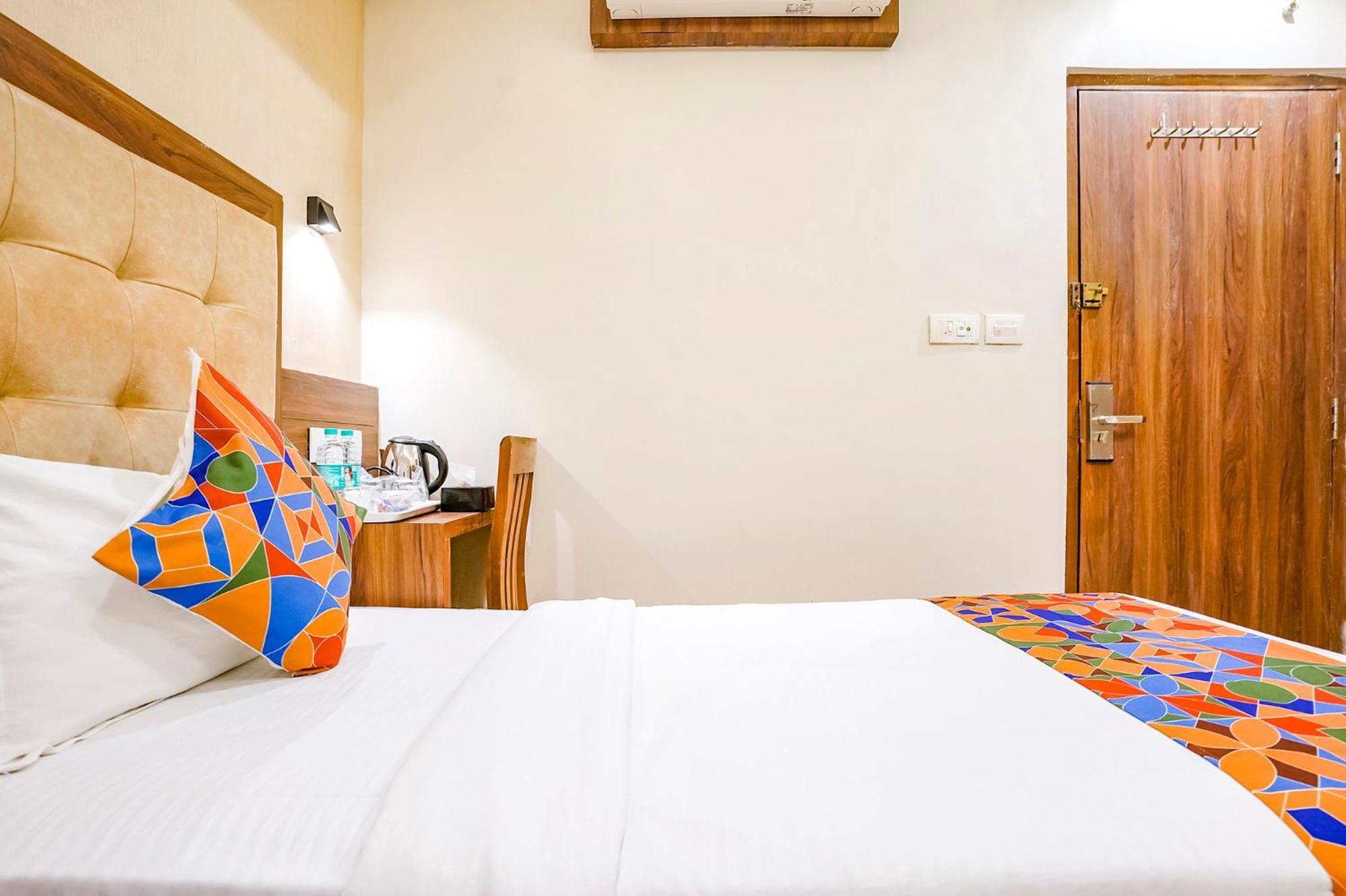 Fabhotel Amber Palace - Nr Fort & Csmt Station Mumbai Kültér fotó